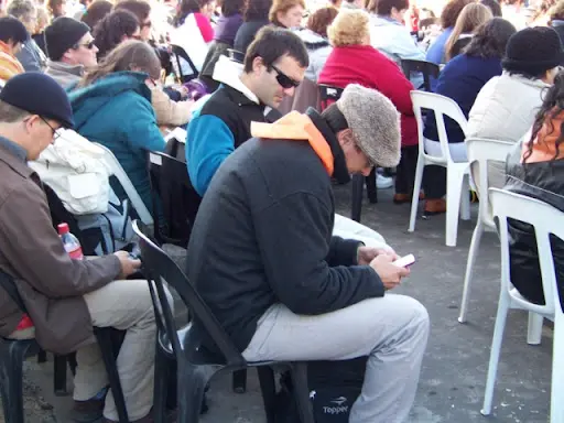 Evangelizando con el celular Evangelizar con el celular