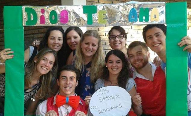 Retiro de jóvenes renovados Grupo de oracion semillas de esperanza