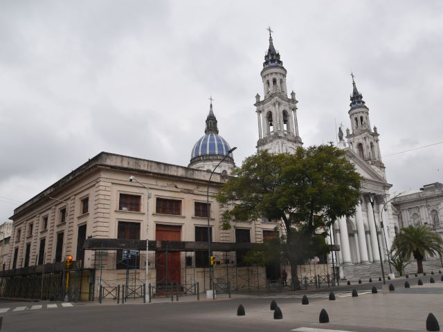 Colegio del Huerto y Catedral de Paraná