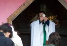 ¿Para qué sirve un sacerdote? Misa Campamento invierno ACA 2011