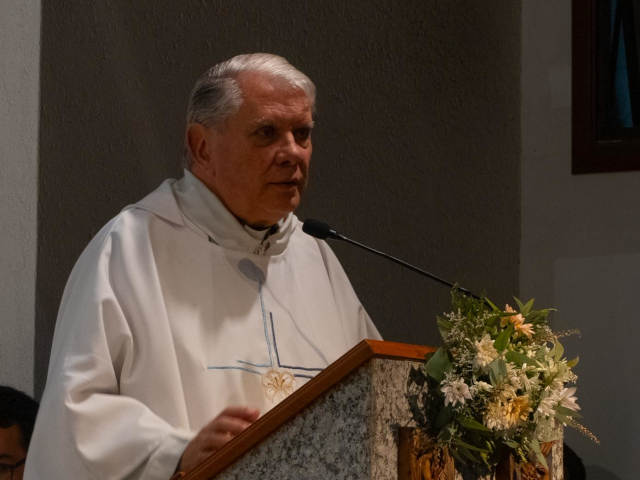 Padre Héctor María Armelín 1