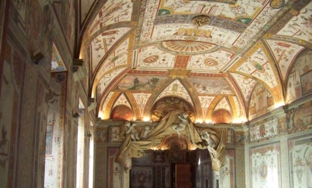 Se susurran maniobras secretas en los pasillos vaticanos Vaticano secreto