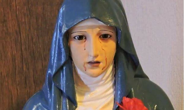 Criterios para discernir presuntas apariciones o revelaciones Virgen llora sangre 2