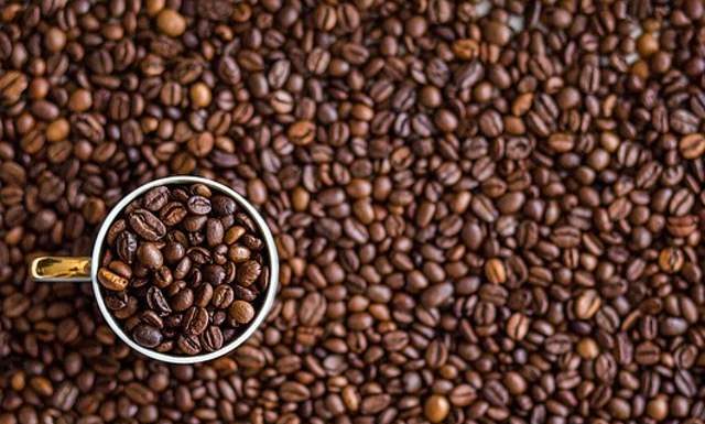 La parroquia, los granos de café y la conversión pastoral granos de cafe