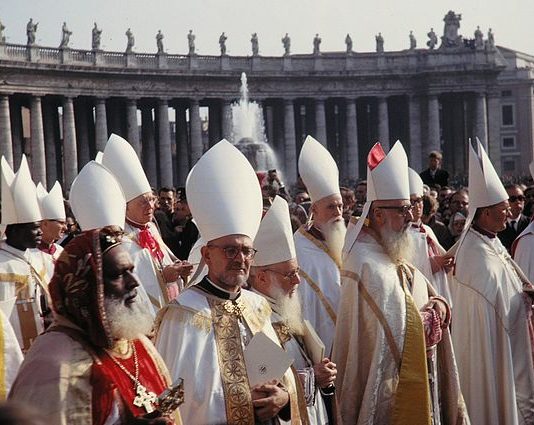 inauguración en San Pedro el 11 de octubre de 1962