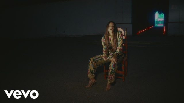 Aunque es de noche aunque es de noche