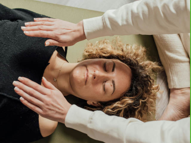 Imposición de manos reiki